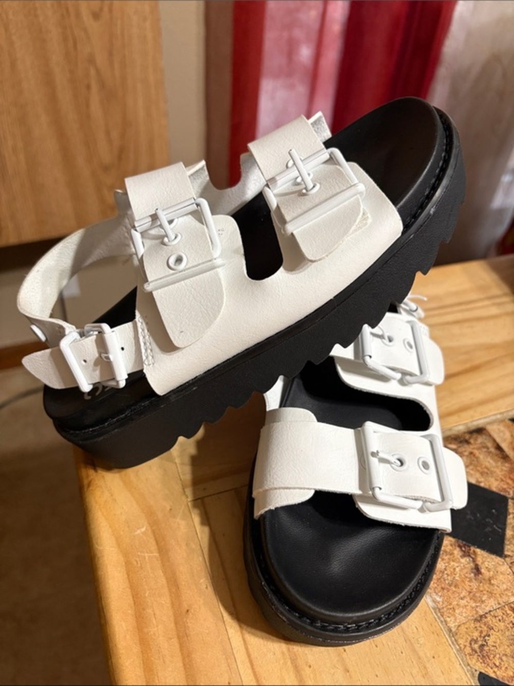 NWOT. Kids White Strappy Sandals with Black Sole